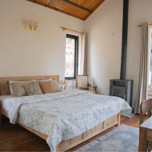 Deluxe King Room (Almora)