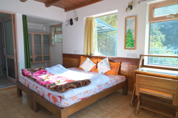 Mussoorie Earth Cottage - Image 4