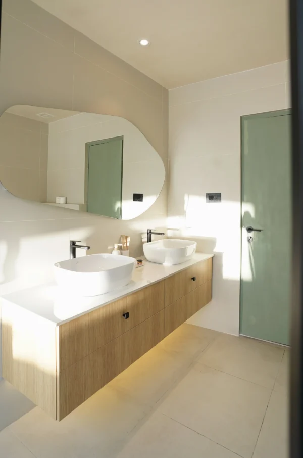 Bir Scandinavian House - Image 6