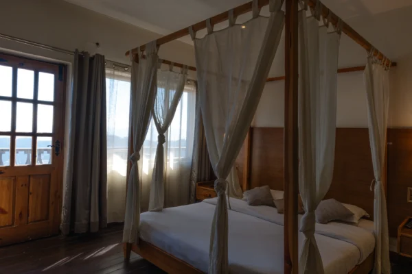 Kufri Deluxe Room - Image 6