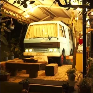 Amazon Bus (Dehradun)