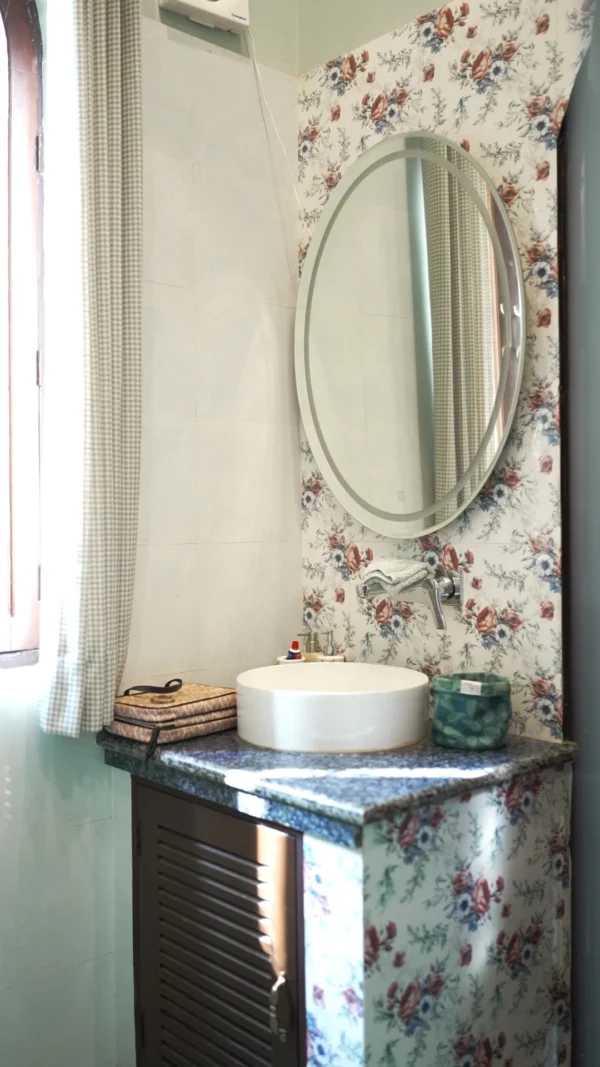 Dehradun Family Room - Image 7