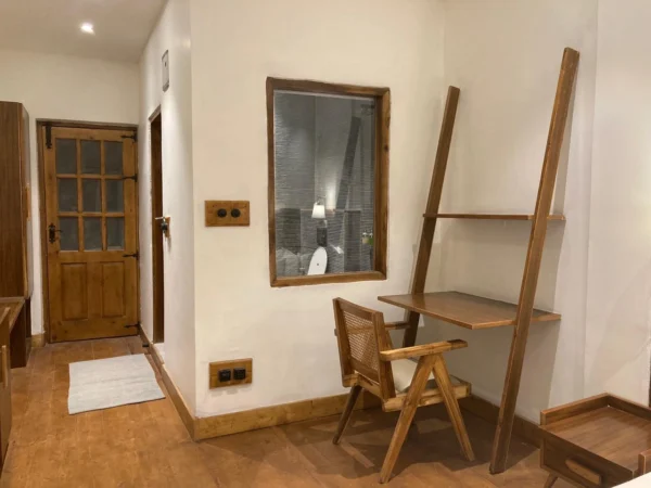 Kufri Deluxe Room - Image 12