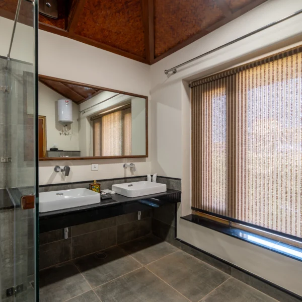seraibagh luxury rooms - Image 6