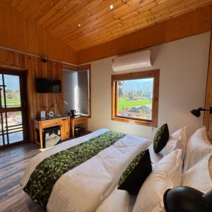 Standard Pine Chalet (Corbett)