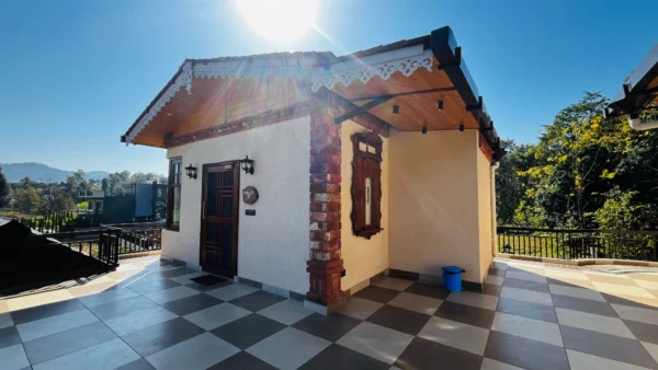 Standard Pine Chalet (Corbett) - Image 5