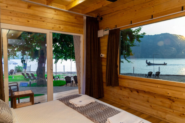 Devbag Super Luxury Cottage - Image 8