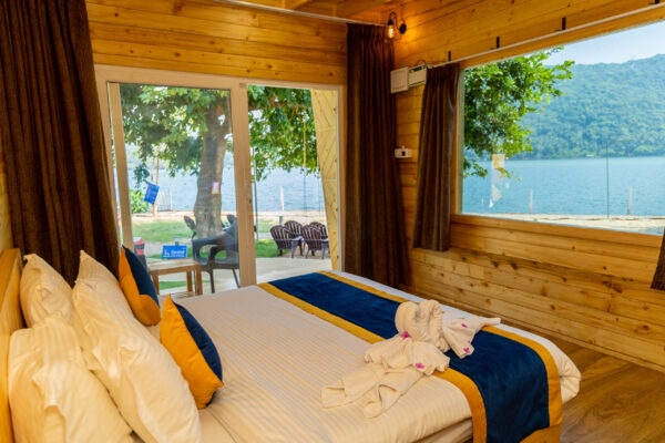 Devbag Super Luxury Cottage - Image 6