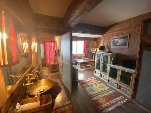 Meenabagh Shimla 2 BHK - Image 5