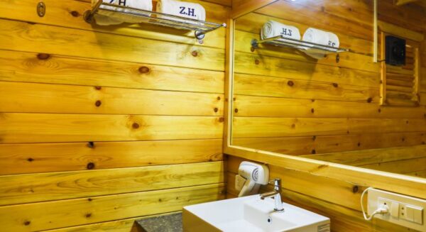 Devbag Luxury Cottage - Image 6