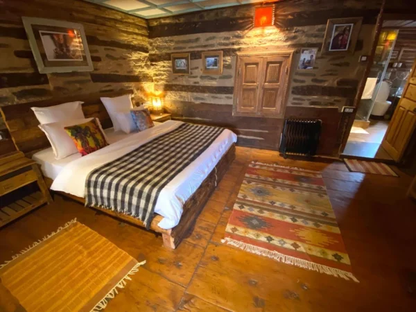 Ratnari Bungalow - Image 5