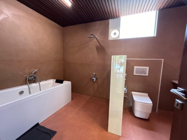 Devbag Super Deluxe Cottage - Image 9