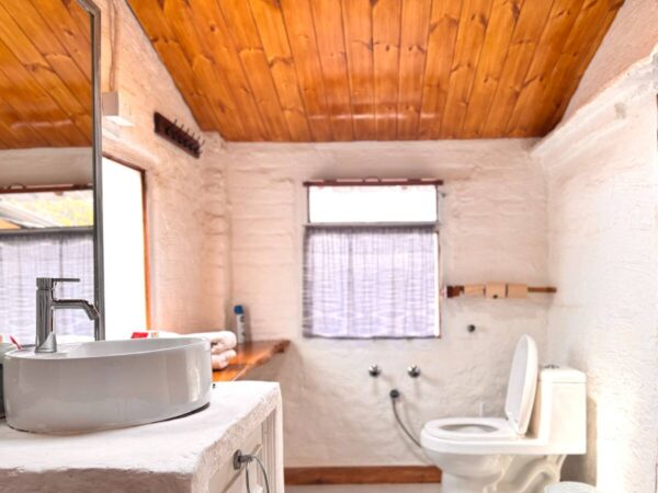 Mukteshwar Sabi Room - Image 18