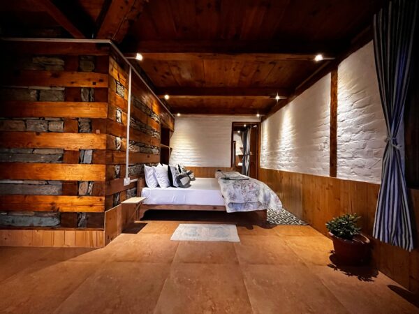 Nathan Duplex Room - Image 2